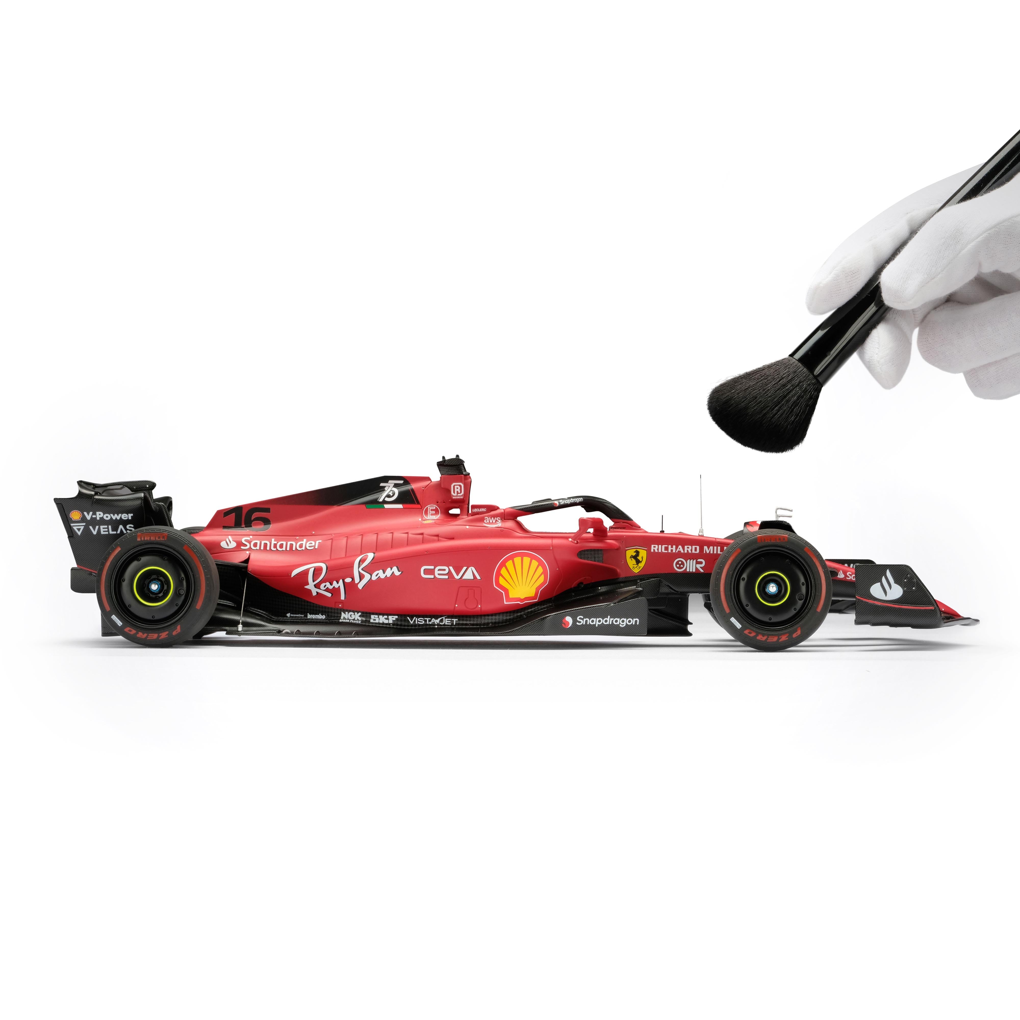 Charles Leclerc 2022 Scuderia Ferrari F1-75 1:18 Scale Model