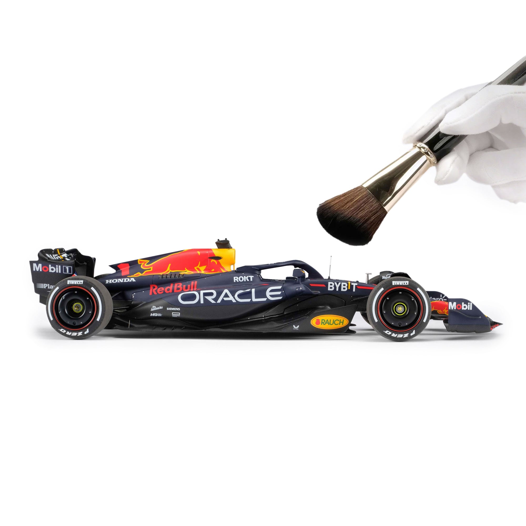 Max Verstappen 2023 RB19 1:18 Scale Model F1® Car