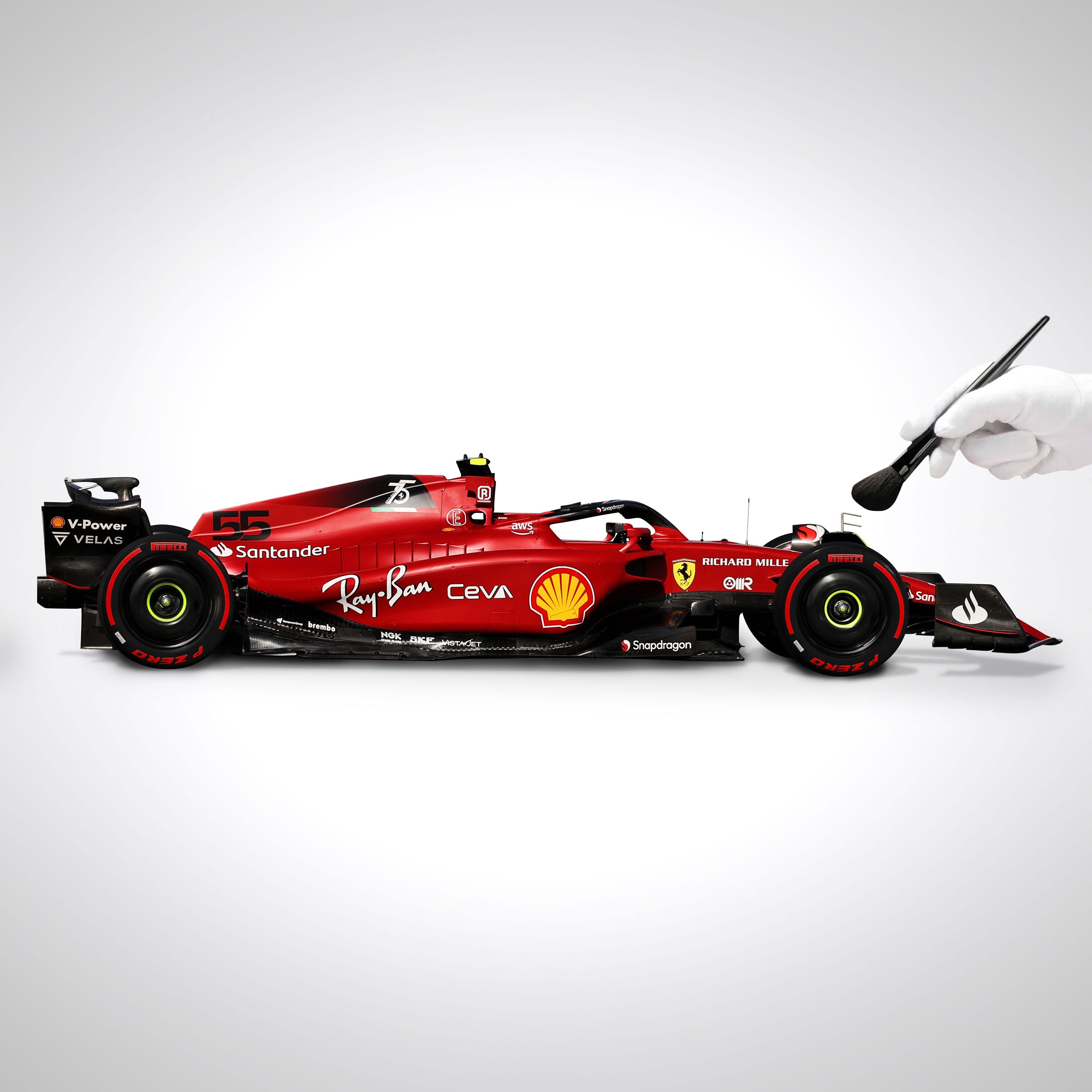 Carlos Sainz 2022 Scuderia Ferrari F1-75 1:8 Scale Model – Bahrain GP