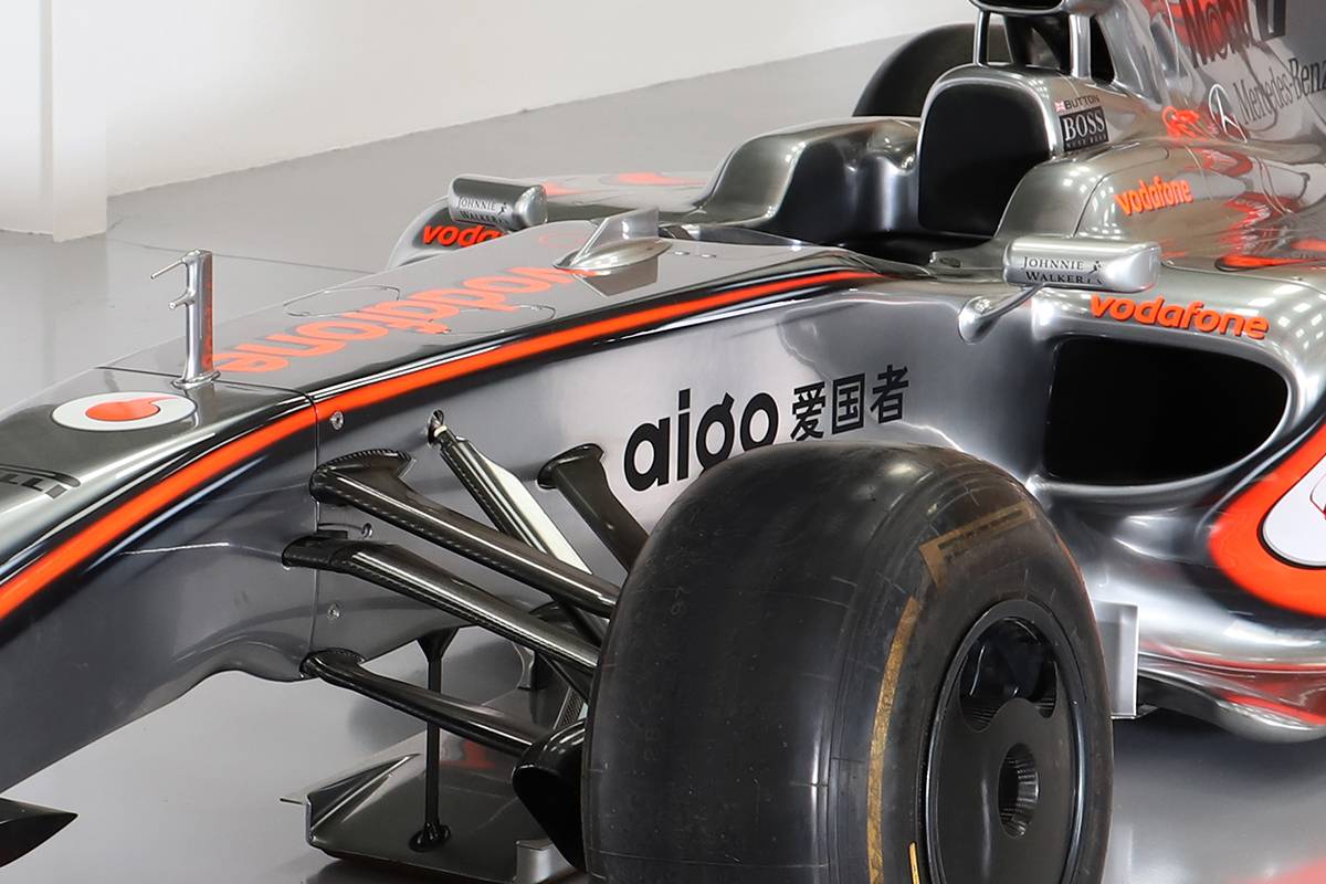 2009 McLaren MP4-24 Official Show Car