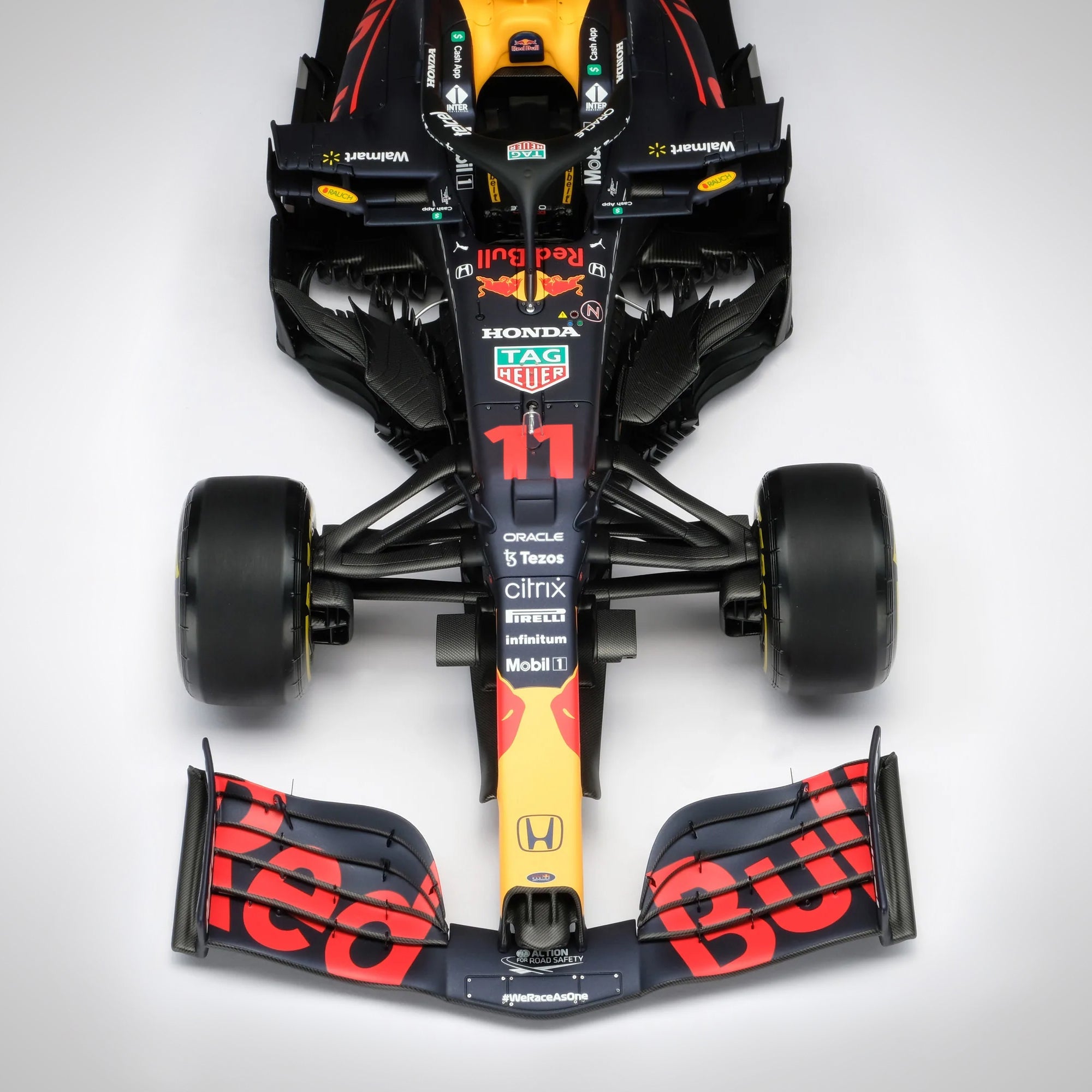 Sergio Perez 2021 Oracle Red Bull Racing F1 Team RB16B 1:8 Scale Model – Abu Dhabi GP 